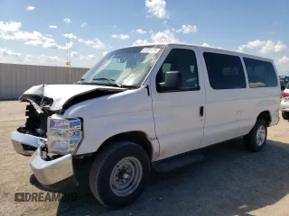 2014 Ford Econoline Passenger XL with VIN 1FBNE3BL2EDA82379, listed as a Copart auction lot 61391474 with 77,151 mi miles and Salvage Title. Bid and sale history available at carsss.com. Image 1.