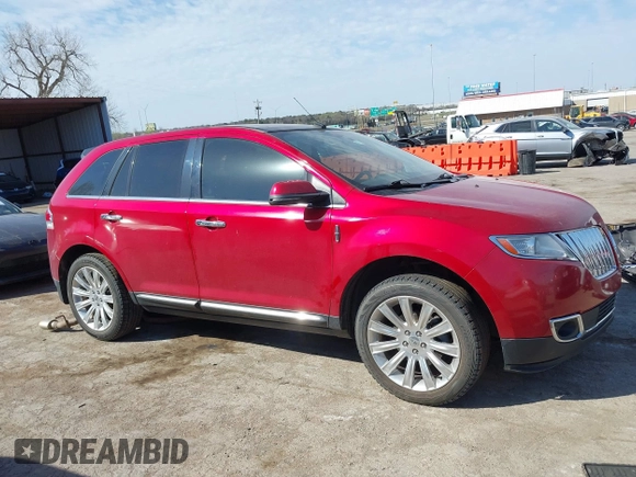2012 Lincoln MKX with VIN 2LMDJ6JK3CBL06887, listed as a IAAI auction lot 41871768 with 117,421 mi miles. Bid and sale history available at carsss.com. Image 12.