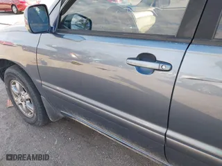 2006 Toyota Highlander with VIN JTEGP21AX60100267, listed as a IAAI auction lot 41440993 with 264,226 mi miles. Bid and sale history available at carsss.com. Image 6.