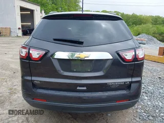 2015 Chevrolet Traverse LS z VIN 1GNKVFED2FJ133054, wystawiony jako IAAI lot #42252164 z przebiegiem 72 981 mil mil oraz . Historia ofert i sprzedaży dostępna na DreamBid. Obrazek 16.