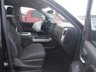 2018 Chevrolet Silverado 1500 LT with VIN 1GCVKREC1JZ349561, listed as a IAAI auction lot 41277292 with 102,525 mi miles. Bid and sale history available at carsss.com. Image 5.