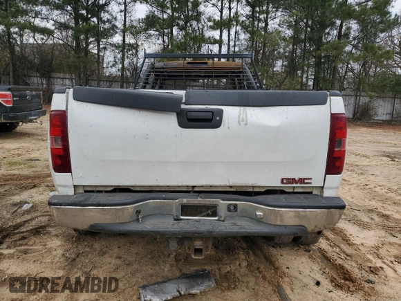 2007 GMC Sierra 1500 with VIN 1GTJC33D87F117408, listed as a Copart auction lot 87480564 with Not Provided miles and Salvage Title. Bid and sale history available at DreamBid. Image 6.