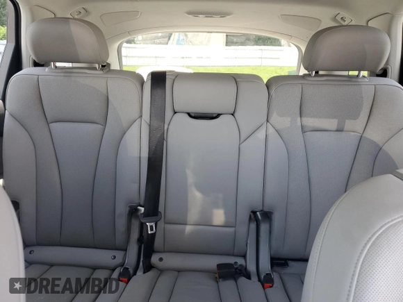 2023 Audi Q7 Prestige with VIN WA1VXBF75PD022526, listed as a Copart auction lot 61075745 with 18,307 mi miles and Salvage title. Bid and sale history available at DreamBid. Image 10.
