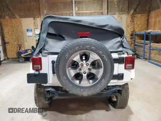 2018 Jeep Wrangler Unlimited Sahara with VIN 1C4HJWEG5JL918366, listed as a Copart auction lot 55943685 with 112,006 mi miles and Clean title. Bid and sale history available at DreamBid. Image 6.