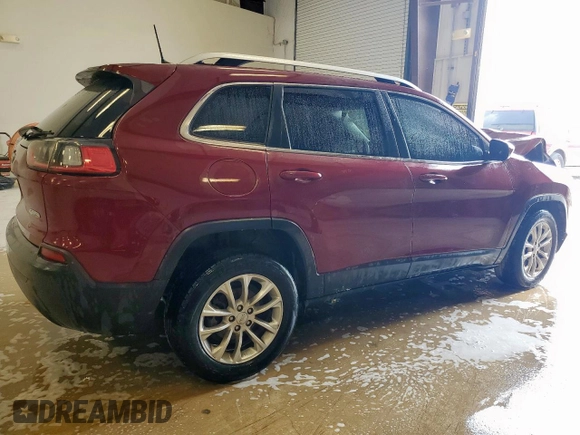 2019 Jeep Cherokee Latitude z VIN 1C4PJLCB5KD297420, wystawiony jako Copart lot #57666925 z przebiegiem 85 640 mil mil oraz Czysty tytuł • Clean title. Historia ofert i sprzedaży dostępna na DreamBid. Obrazek 3.