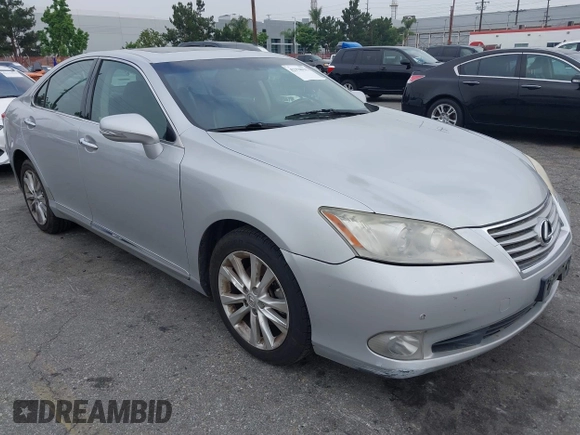 2010 Lexus ES 330 z VIN JTHBK1EG9A2386744, wystawiony jako IAAI lot #42378931 z przebiegiem 156 822 mil mil oraz . Historia ofert i sprzedaży dostępna na DreamBid. Obrazek 1.