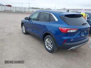 2022 Ford Escape SE with VIN 1FMCU9G65NUA63218, listed as a IAAI auction lot 41932334 with 80,566 mi miles. Bid and sale history available at carsss.com. Image 3.