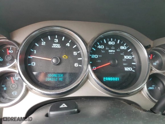 2008 Chevrolet Silverado 1500 LT w/1LT with VIN 2GCEC19J681146076, listed as a Copart auction lot 46547305 with 204,212 mi miles and Clean Title. Bid and sale history available at carsss.com. Image 9.