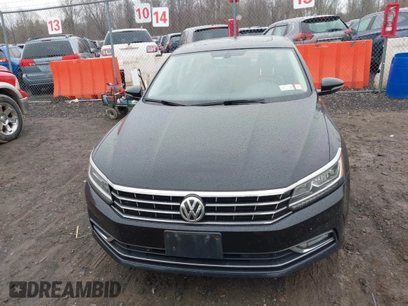 2017 Volkswagen Passat SE z VIN 1VWGT7A30HC031442, wystawiony jako IAAI lot #42008142 z przebiegiem 171 069 mil mil oraz . Historia ofert i sprzedaży dostępna na DreamBid. Obrazek 13.