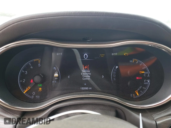 2014 Jeep Grand Cherokee Summit with VIN 1C4RJFJM8EC300013, listed as a Copart auction lot 48210285 with 152,090 mi miles and Clean title. Bid and sale history available at DreamBid. Image 9.