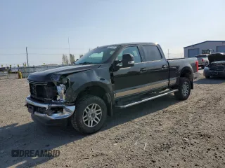 2017 Ford F-250 Lariat z VIN 1FT7W2B6XHEE59786, wystawiony jako Copart lot #59812305 z przebiegiem 67 630 mil mil oraz Szkoda całkowita • Salvage title. Historia ofert i sprzedaży dostępna na DreamBid. Obrazek 1.