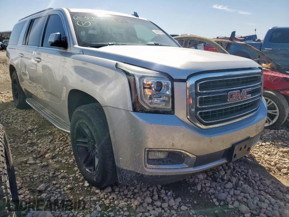 2015 GMC Yukon XL SLT with VIN 1GKS1HKC8FR667578, listed as a Copart auction lot 44916135 with 206,872 mi miles and Salvage Title. Bid and sale history available at carsss.com. Image 4.