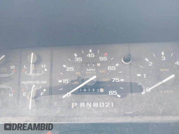 1990 Ford Ranger XLT z VIN 1FTCR10X1LPB26207, wystawiony jako IAAI lot #42306083 z przebiegiem 39 173 mil mil oraz . Historia ofert i sprzedaży dostępna na DreamBid. Obrazek 7.