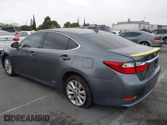 2013 Lexus ES 300h with VIN JTHBW1GG5D2017997, listed as a IAAI auction lot 42185265 with 166,383 mi miles and . Bid and sale history available at DreamBid. Image 3.