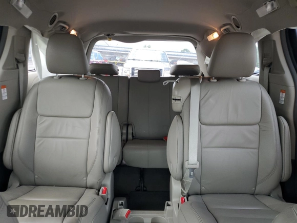 2017 Toyota Sienna XLE Auto Access Seat with VIN 5TDYZ3DC3HS868727, listed as a Copart auction lot 61308185 with 87,927 mi miles and Salvage title. Bid and sale history available at DreamBid. Image 10.