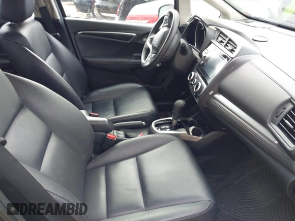2018 Honda Fit EX-L with VIN 3HGGK5H9XJM705395, listed as a IAAI auction lot 41522426 with 20,009 mi miles. Bid and sale history available at carsss.com. Image 5.