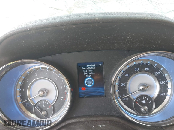 2014 Chrysler 300 with VIN 2C3CCAEGXEH120136, listed as a IAAI auction lot 41020040 with 125,887 mi miles. Bid and sale history available at carsss.com. Image 7.