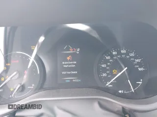 2024 Toyota Sienna XLE z VIN 5TDJRKEC0RS180714, wystawiony jako IAAI lot #42291589 z przebiegiem 4452 mil mil oraz . Historia ofert i sprzedaży dostępna na DreamBid. Obrazek 17.