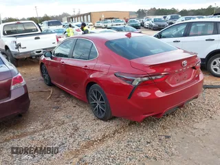 2023 Toyota Camry SE with VIN 4T1T11AK1PU172181, listed as a IAAI auction lot 41088423 with 31,467 mi miles. Bid and sale history available at carsss.com. Image 3.
