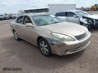 2006 Lexus ES 330 with VIN JTHBA30G065175668, listed as a IAAI auction lot 41803803 with 241,051 mi miles. Bid and sale history available at carsss.com. Image 1.