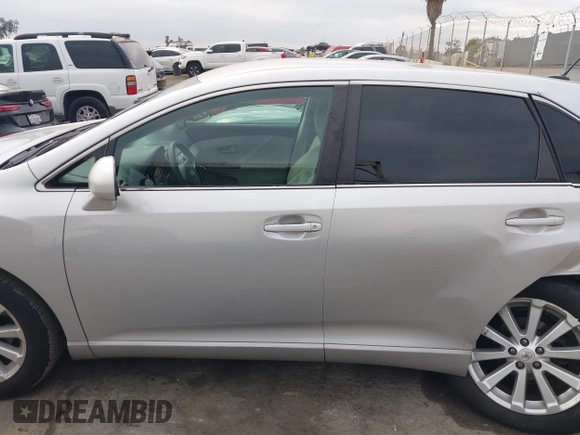 2009 Toyota Venza with VIN 4T3ZE11A59U014829, listed as a IAAI auction lot 41210992 with 187,651 mi miles and . Bid and sale history available at carsss.com. Image 14.