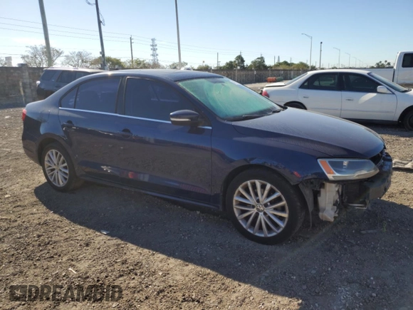 2012 Volkswagen Jetta Sedan SEL w/Sunroof with VIN 3VWLX7AJ8CM322084, listed as a Copart auction lot 48155525 with 192,992 mi miles and Salvage Title. Bid and sale history available at carsss.com. Image 4.