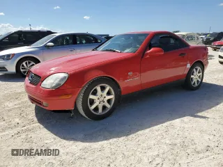 2000 Mercedes-Benz SLK-Class Kompressor with VIN WDBKK47F0YF152761, listed as a Copart auction lot 77760544 with 0 mi miles and Non Repairable. Bid and sale history available at carsss.com. Image 1.