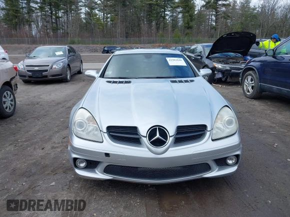 2006 Mercedes-Benz SLK 55 AMG with VIN WDBWK73F76F113039, listed as a IAAI auction lot 41982848 with 70,019 mi miles and . Bid and sale history available at DreamBid. Image 12.