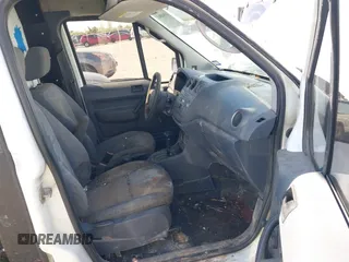 2010 Ford Transit Connect XL z VIN NM0LS7AN8AT020763, wystawiony jako IAAI lot #41840862 z przebiegiem 163 796 mil mil oraz . Historia ofert i sprzedaży dostępna na DreamBid. Obrazek 5.