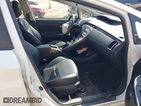 2013 Toyota Prius One z VIN JTDKN3DU4D5605091, wystawiony jako IAAI lot #41936396 z przebiegiem 148 852 mil mil oraz . Historia ofert i sprzedaży dostępna na DreamBid. Obrazek 5.