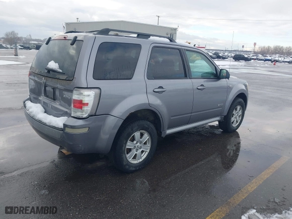 2008 Mercury Mariner with VIN 4M2CU91178KJ45527, listed as a IAAI auction lot 41567942 with 238,629 mi miles. Bid and sale history available at carsss.com. Image 4.