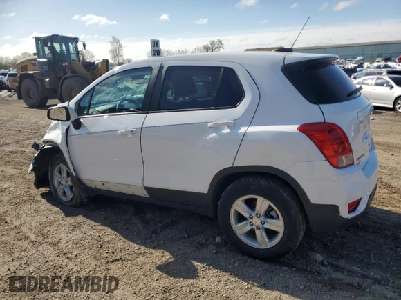 2020 Chevrolet Trax LS z VIN 3GNCJNSB8LL129446, wystawiony jako Copart lot #56025605 z przebiegiem 41 326 mil mil oraz Czysty tytuł • Clean title. Historia ofert i sprzedaży dostępna na DreamBid. Obrazek 2.