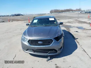 2013 Ford Taurus SHO с VIN 1FAHP2KT0DG220825, выставлен на аукционе IAAI как лот 41851095 с пробегом 163 797 миль миль и . История ставок и продаж доступна на DreamBid. Изображение 6.