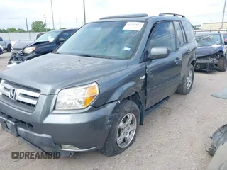 2008 Honda Pilot SE z VIN 5FNYF28398B002984, wystawiony jako IAAI lot #42105823 z przebiegiem 173 590 mil mil oraz . Historia ofert i sprzedaży dostępna na DreamBid. Obrazek 17.
