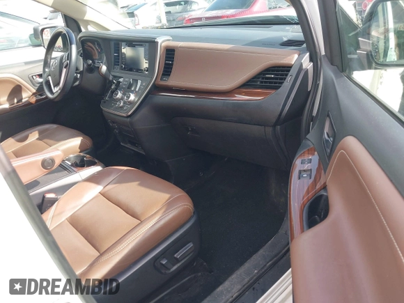 2018 Toyota Sienna XLE with VIN 5TDDZ3DC6JS199051, listed as a IAAI auction lot 41945587 with 58,818 mi miles and . Bid and sale history available at DreamBid. Image 5.