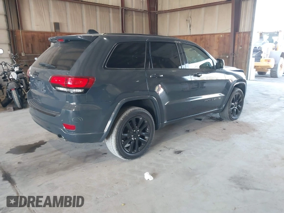 2017 Jeep Grand Cherokee Laredo with VIN 1C4RJFAG2HC786171, listed as a IAAI auction lot 40746519 with 166,136 mi miles. Bid and sale history available at carsss.com. Image 4.