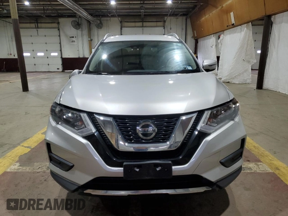 2019 Nissan Rogue SV with VIN JN8AT2MV6KW376915, listed as a Copart auction lot 52355725 with 84,630 mi miles and Salvage Title. Bid and sale history available at carsss.com. Image 5.