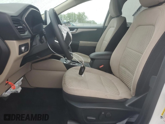 2020 Ford Escape SE с VIN 1FMCU9G61LUC04475, выставлен на аукционе Copart как лот 58329465 с пробегом 87 438 миль миль и Списание • Salvage title. История ставок и продаж доступна на DreamBid. Изображение 7.