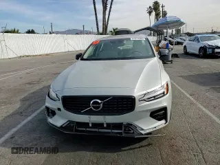 2022 Volvo S60 Momentum with VIN 7JRL12TZ1NG162669, listed as a Copart auction lot 41914305 with 3,642 mi miles and Salvage Title. Bid and sale history available at carsss.com. Image 10.