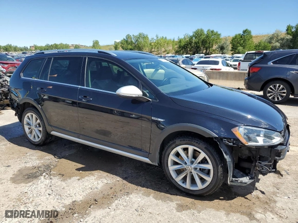 2017 Volkswagen Golf Alltrack S with VIN 3VWH17AU9HM517474, listed as a Copart auction lot 67498474 with 81,717 mi miles and Salvage Title. Bid and sale history available at carsss.com. Image 4.