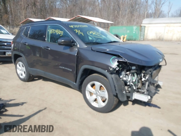 2019 Jeep Compass Latitude with VIN 3C4NJDBB2KT787029, listed as a IAAI auction lot 41704303 with 45,492 mi miles. Bid and sale history available at carsss.com. Image 1.