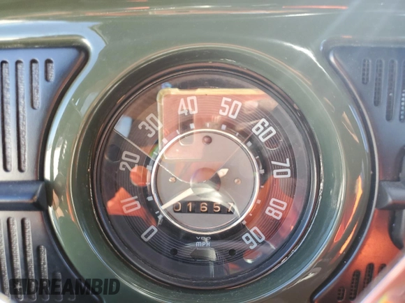 1962 Volkswagen Beetle with VIN 4678770, listed as a Copart auction lot 43147385 with 1,657 mi miles and Non Repairable. Bid and sale history available at DreamBid. Image 9.