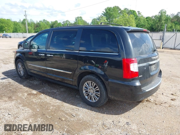 2015 Chrysler Town & Country Touring L with VIN 2C4RC1CG4FR509973, listed as a IAAI auction lot 42121743 with 199,183 mi miles and . Bid and sale history available at carsss.com. Image 3.