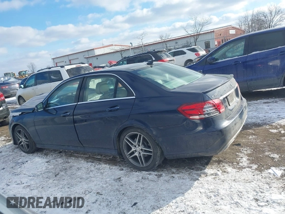 2014 Mercedes-Benz E 350 Luxury with VIN WDDHF8JB3EB029025, listed as a IAAI auction lot 41402573 with Not provided miles and . Bid and sale history available at DreamBid. Image 14.