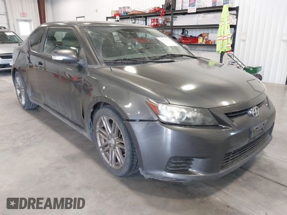 2011 Scion tC z VIN JTKJF5C79B3008777, wystawiony jako IAAI lot #41872563 z przebiegiem 149 715 mil mil oraz . Historia ofert i sprzedaży dostępna na DreamBid. Obrazek 1.