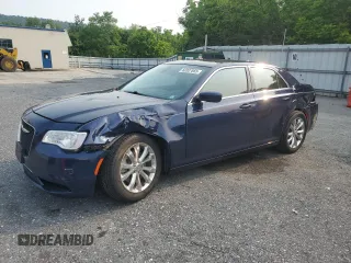 2017 Chrysler 300 Limited z VIN 2C3CCARG8HH571483, wystawiony jako Copart lot #60307865 z przebiegiem 86 606 mil mil oraz Szkoda całkowita • Salvage title. Historia ofert i sprzedaży dostępna na DreamBid. Obrazek 1.