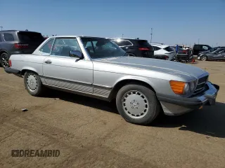 1988 Mercedes-Benz 560 Series 560SL with VIN WDBBA48D6JA080676, listed as a Copart auction lot 49995985 with 66,376 mi miles and Salvage Title. Bid and sale history available at carsss.com. Image 4.