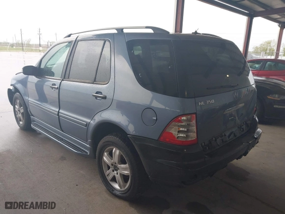 2005 Mercedes-Benz M-Class 3.7L with VIN 4JGAB57E25A560516, listed as a IAAI auction lot 41898369 with 125,927 mi miles. Bid and sale history available at carsss.com. Image 3.