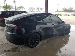 2022 Tesla Model Y Long Range z VIN 7SAYGDEE1NF393187, wystawiony jako Copart lot #56419535 z przebiegiem 82 757 mil mil oraz Nie do naprawy • Non repairable. Historia ofert i sprzedaży dostępna na DreamBid. Obrazek 3.