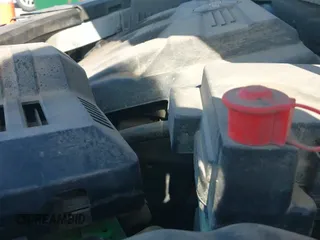 2011 Chevrolet Equinox 2LT with VIN 2CNFLPE53B6247971, listed as a IAAI auction lot 42585403 with 338,902 mi miles and . Bid and sale history available at DreamBid. Image 19.